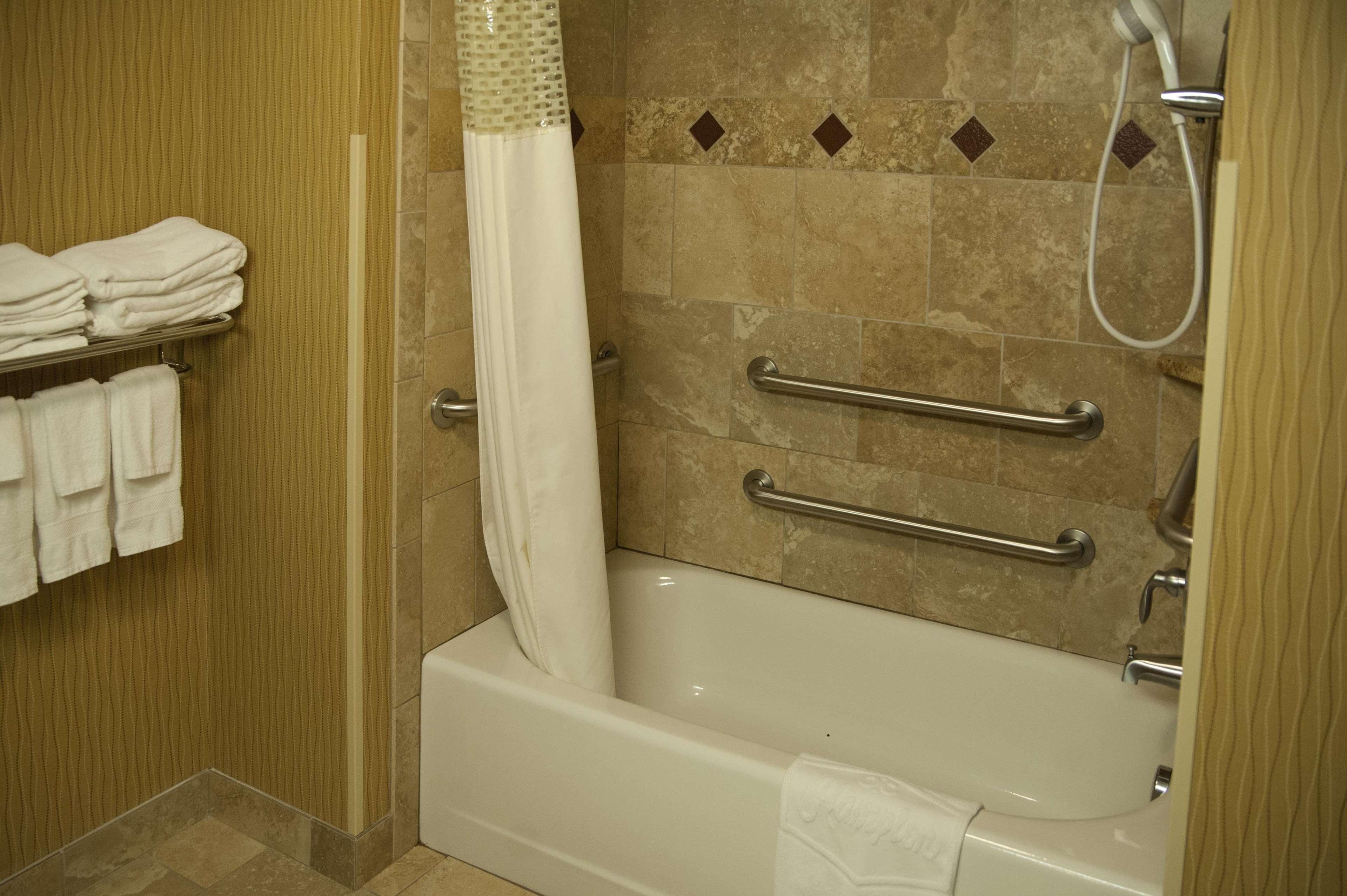 Hampton Inn & Suites Вотертаун Екстер'єр фото
